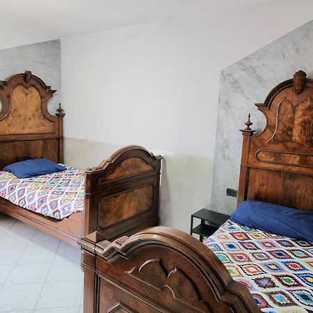 Kidonia - Iseo Lake Apartmens Sale Marasino Kültér fotó